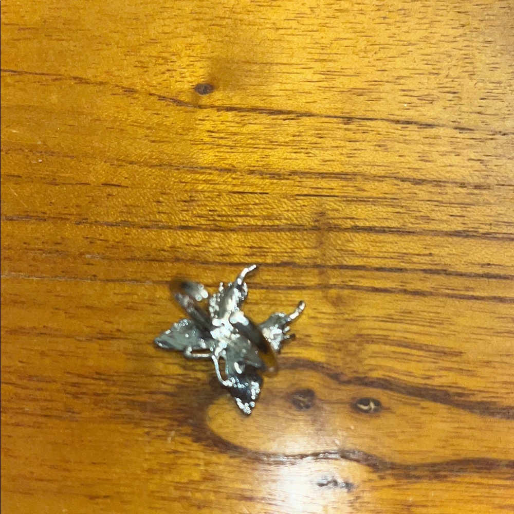 Butterfly Ring - Picture 4 of 6